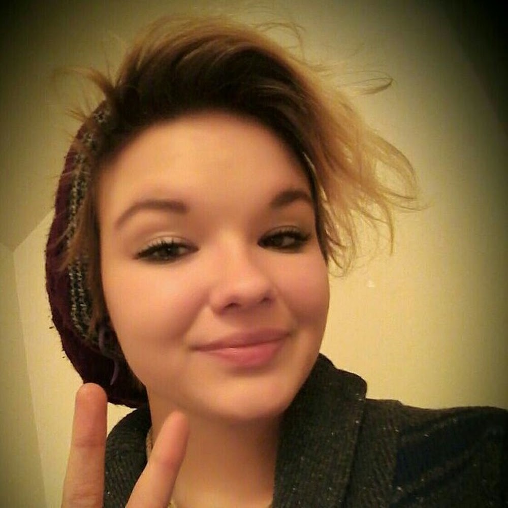 Meet your Posher, Alana